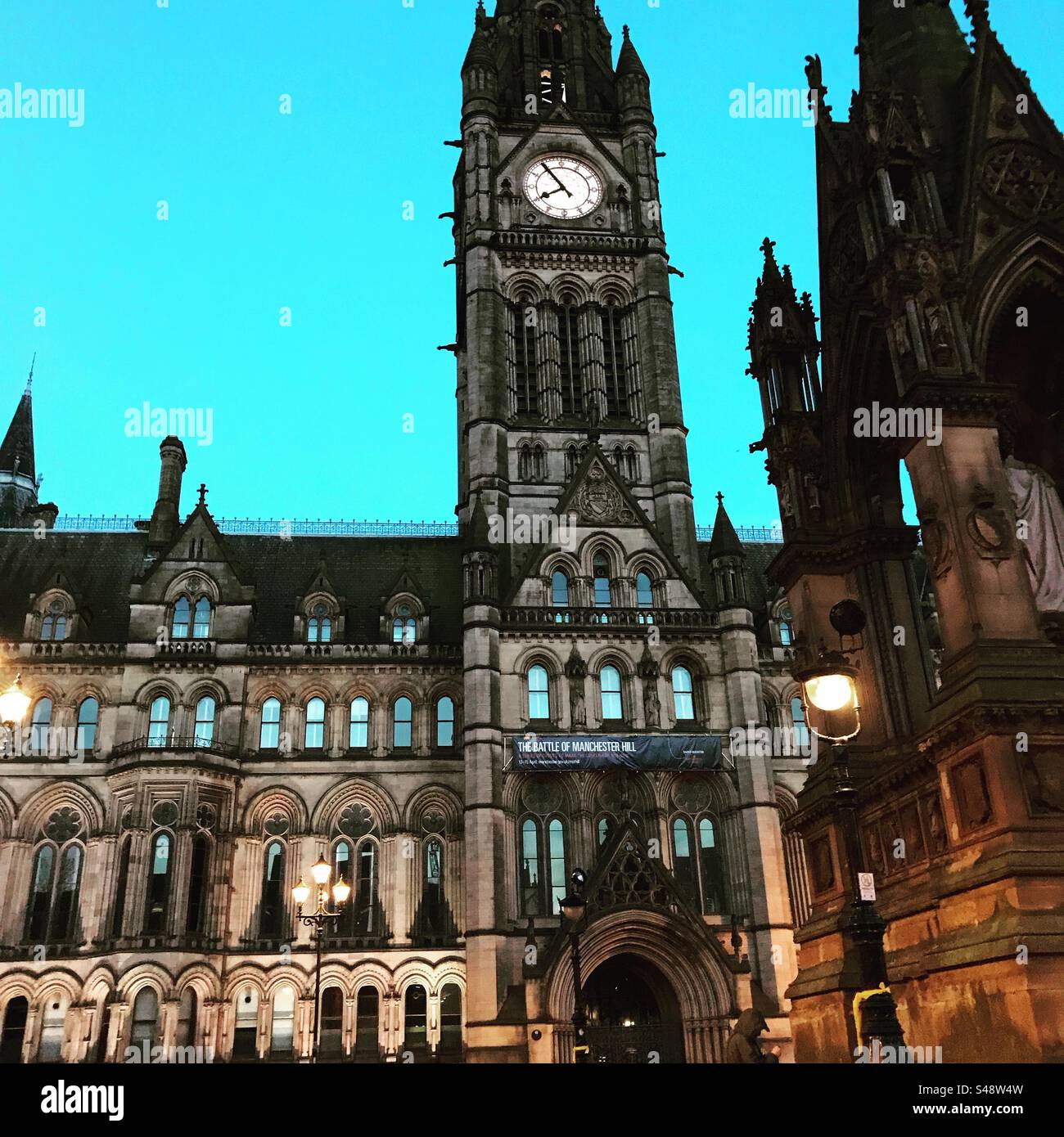 Town hall i hi-res stock photography and images - Alamy