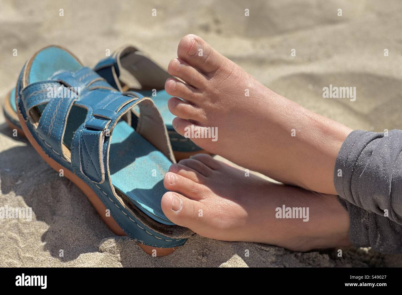 Asian with sandals hi-res stock photography and images - Alamy