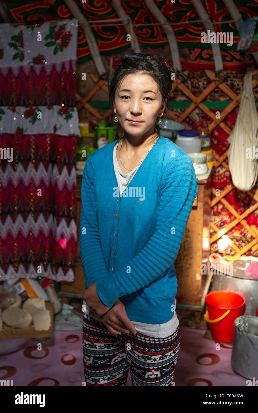 Mongolia mongol tea hi-res stock photography and images - Alamy