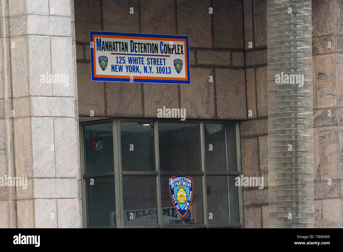 Manhattan Detention Complex jail in New York City Stock Photo Alamy