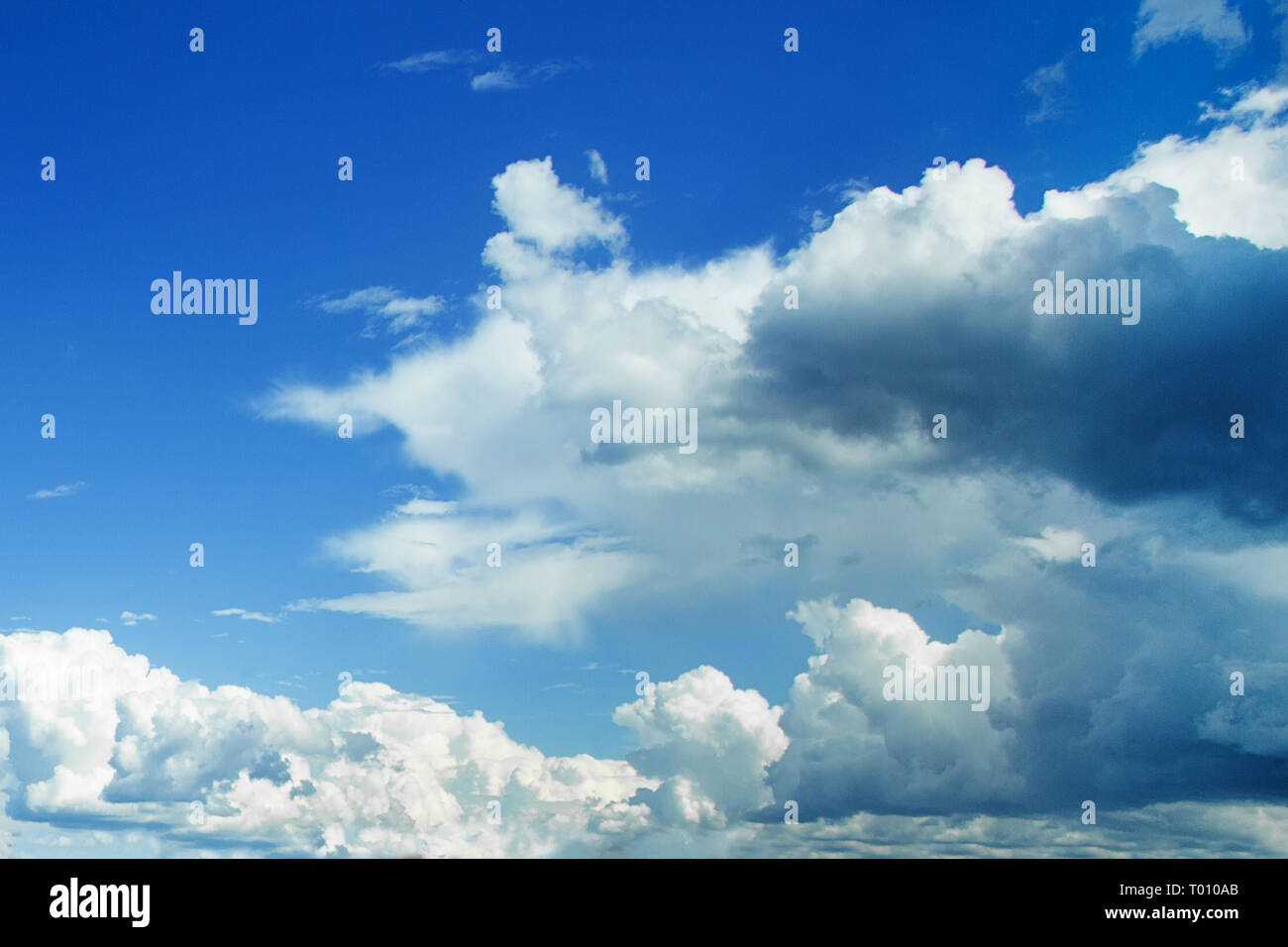 Sky fluffy clouds background. Beautiful sky blue and white Stock Photo ...
