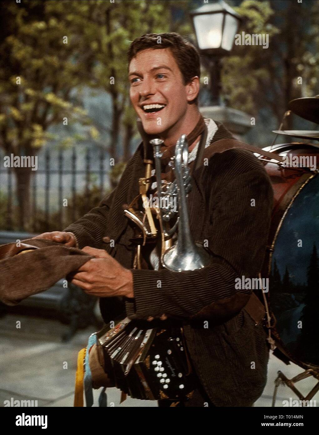 DICK VAN DYKE, MARY POPPINS, 1964 Stock Photo - Alamy