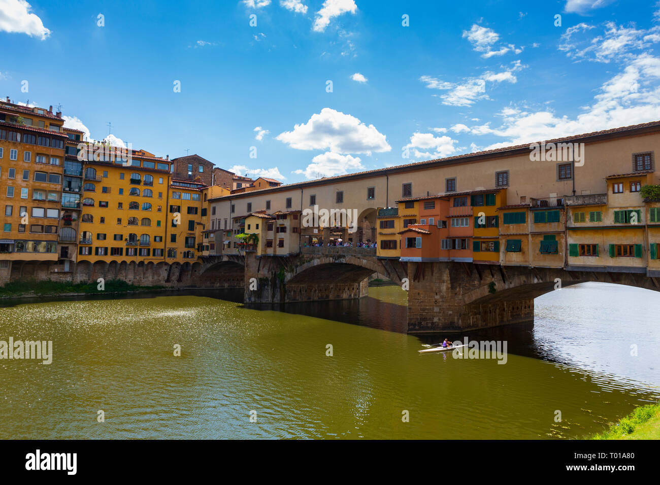 The Ponte Vecchio, a medieval stone closed-spandrel segmental arch ...