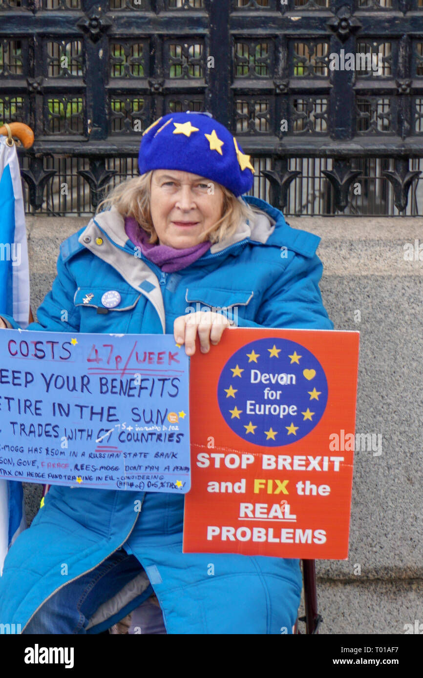 Woman wearing eu flag hi-res stock photography and images - Alamy