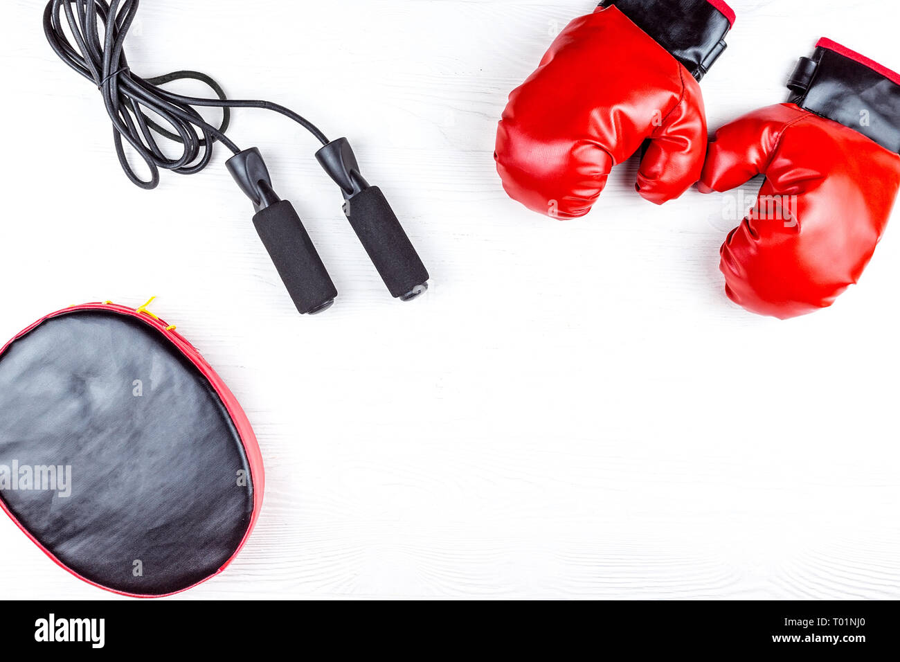 Animal Paw White And Pink Print Pattern Boxing Gloves main image 1