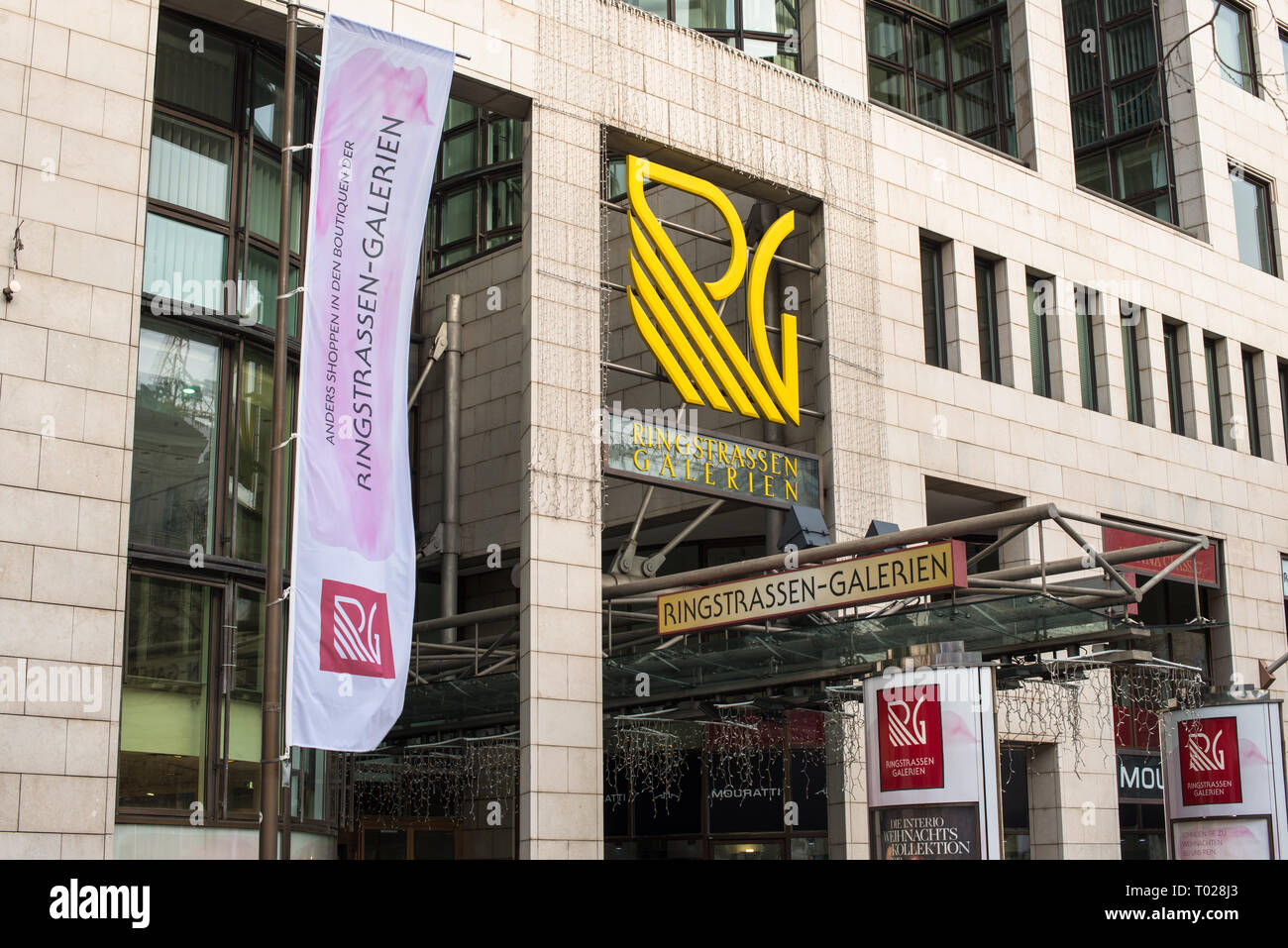 Ringstrassen Galerien, an elegant shopping mall in the centre of Vienna. Austria Stock Photo