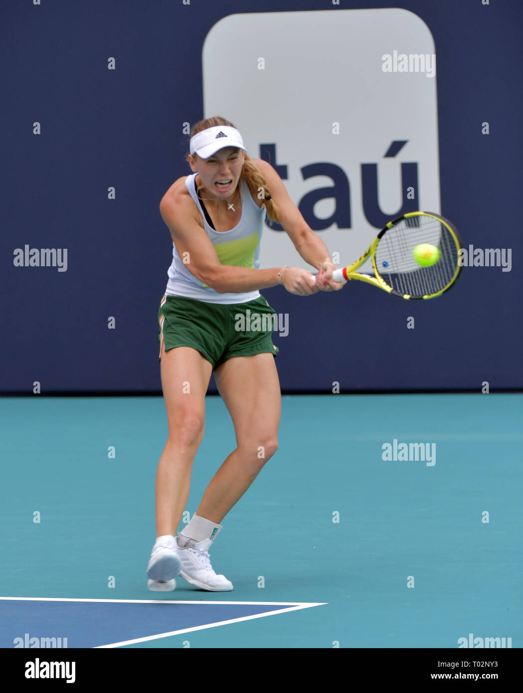 Florida, USA. 16th Mar, 2019. Caroline Wozniacki on the practice court
