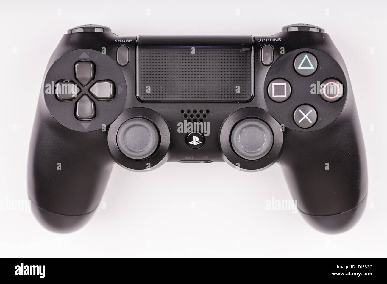 Ps4 Controller High Resolution Stock Photography and Images - Alamy