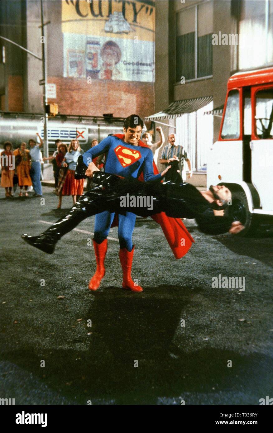 CHRISTOPHER REEVE, TERENCE STAMP, SUPERMAN II, 1980 Stock Photo