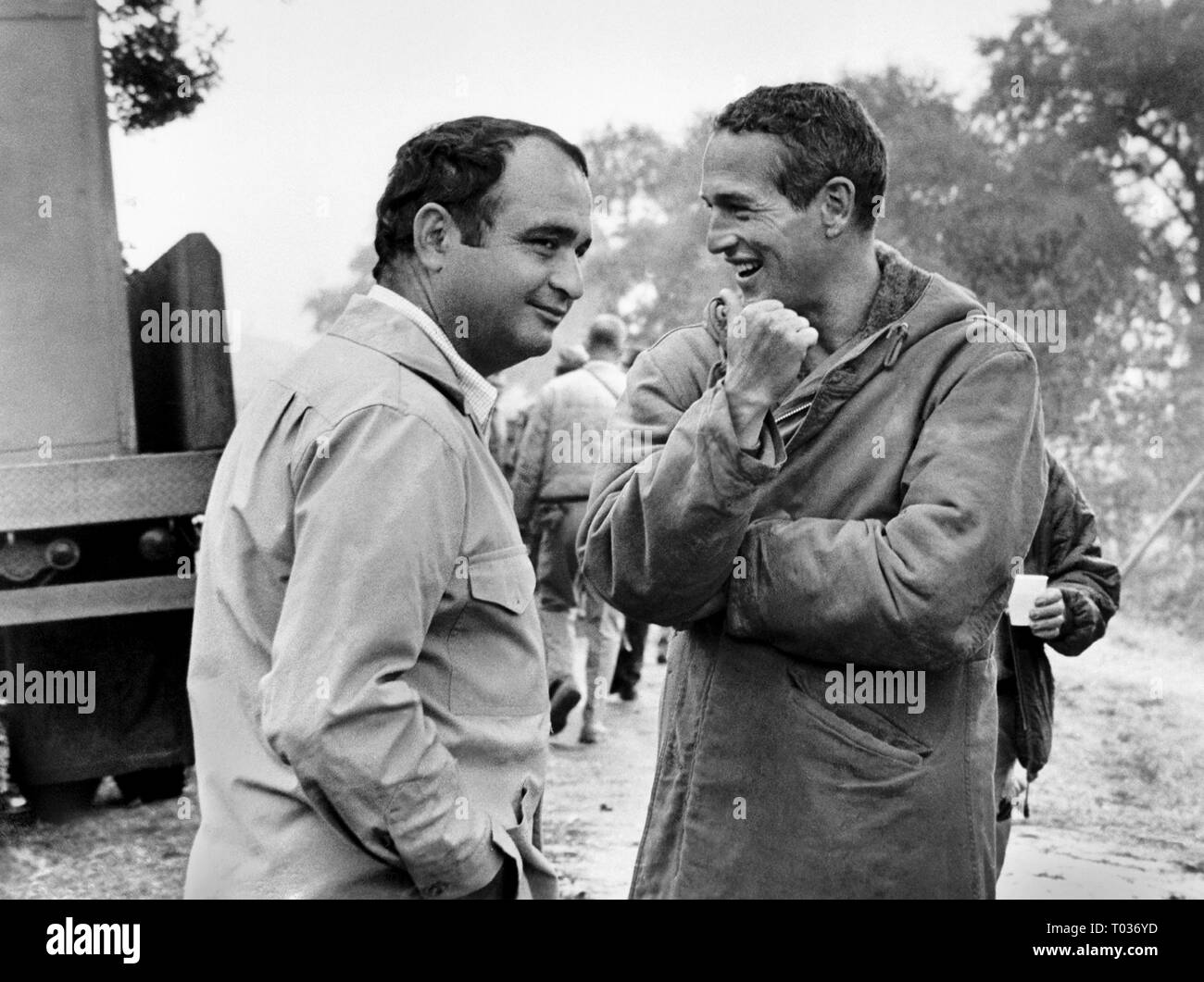 Stuart Rosenberg Cool hand luke Black and White Stock Photos & Images - Alamy