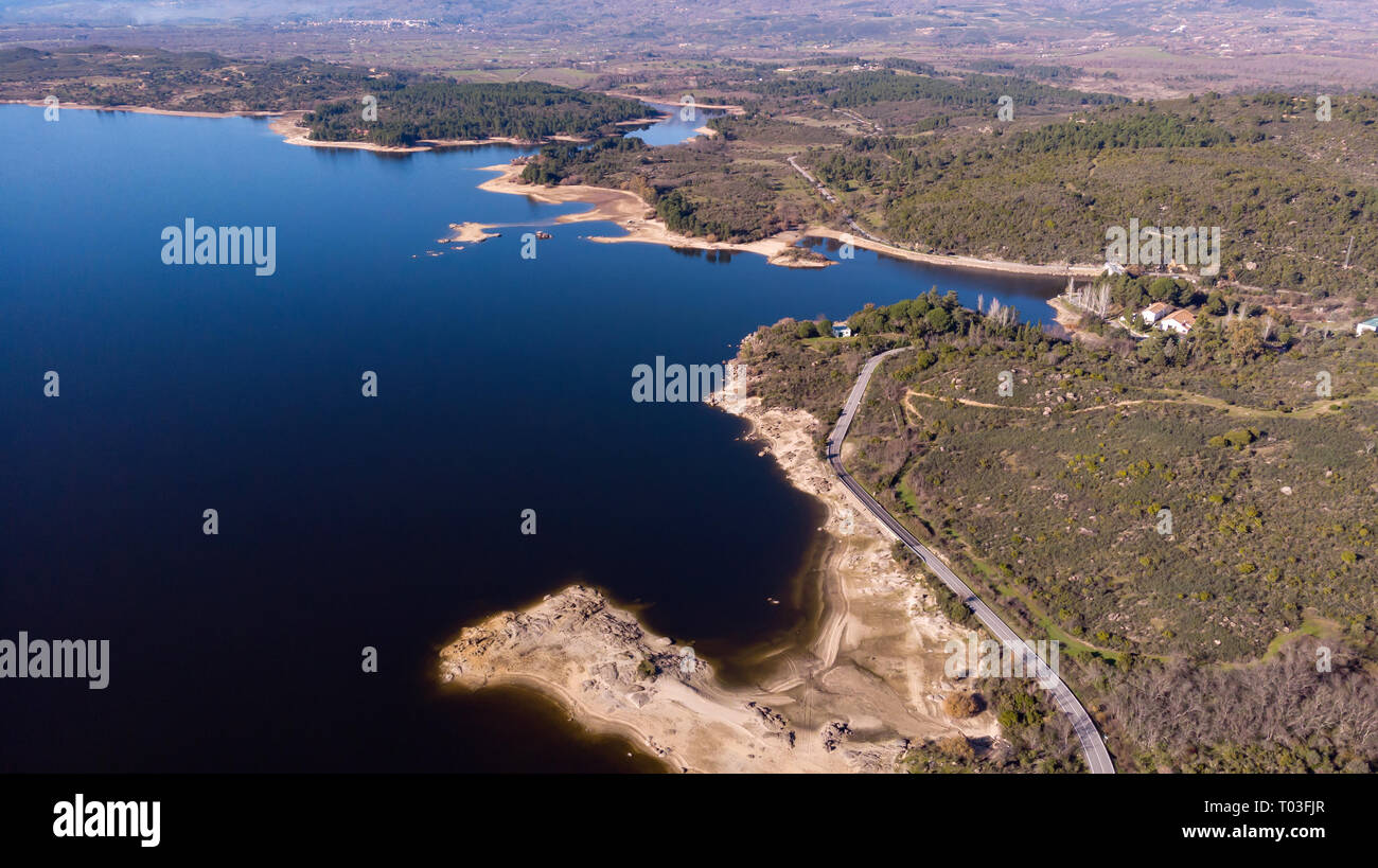 Azure lake aerial forest shore hi-res stock photography and images - Alamy