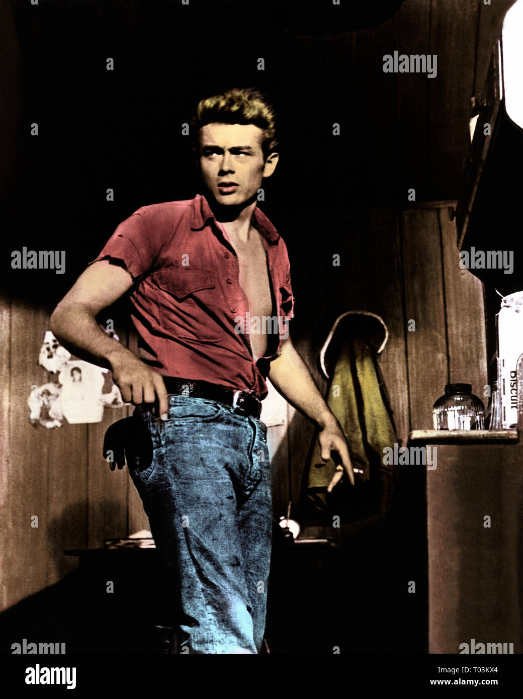 JAMES DEAN, GIANT, 1956 Stock Photo