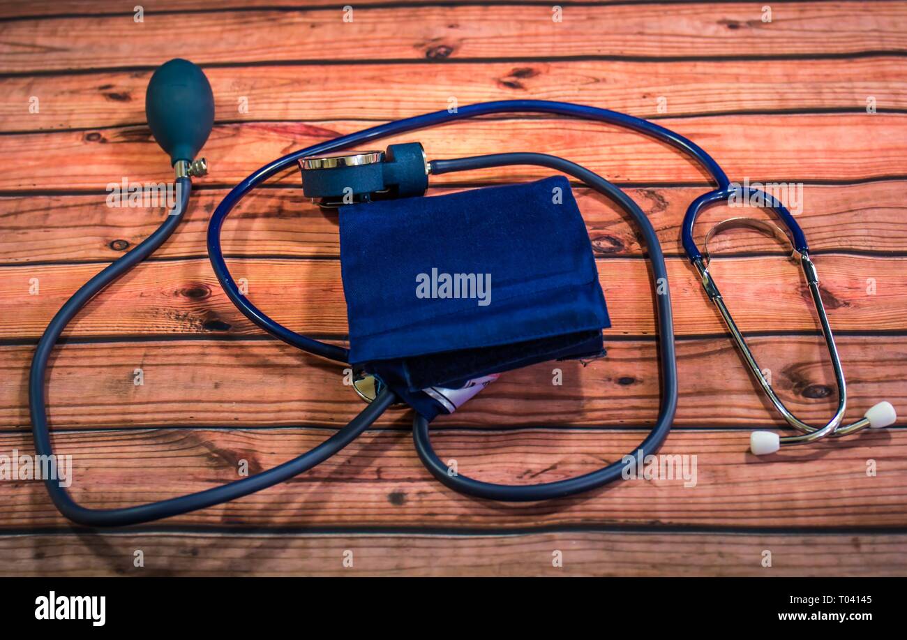 Blood Pressure Cuff, Bulb And Stethoscope Stock Photo Alamy