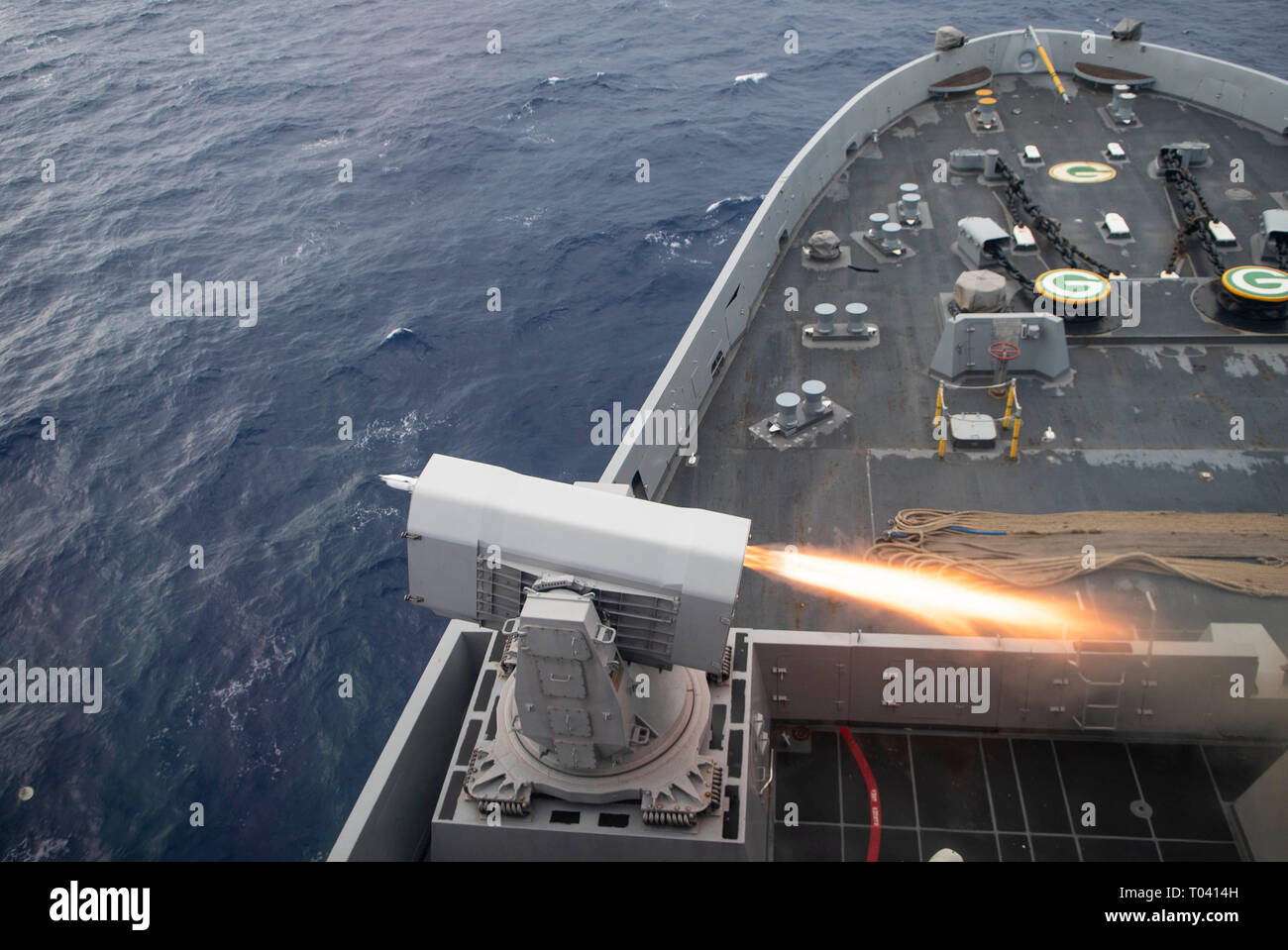 190316-N-DX072-1028 PACIFIC OCEAN (March 16, 2019) The amphibious transport dock ship USS Green Bay (LPD 20) launches a rolling airframe missile (RAM) during a missile exercise (MSLEX). MSLEXs are designed to increase the tactical proficiency, lethality, and interoperability of participating warships in an Era of Great Power Competition. (U.S. Navy photo by Mass Communication Specialist 2nd Class Anaid Banuelos Rodriguez) Stock Photo