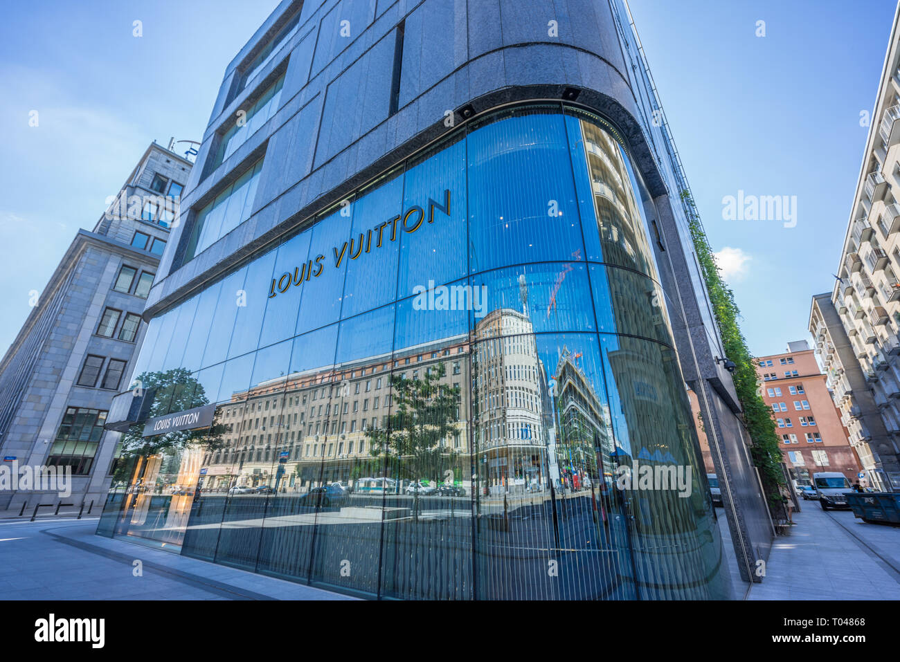 Warsaw, Poland - July 24, 2017 : Reflections on the facade of Louis Vuitton  store. located in Aleje Jerozolimskie street at shopping mall Vitkac. Luxu  Stock Photo - Alamy