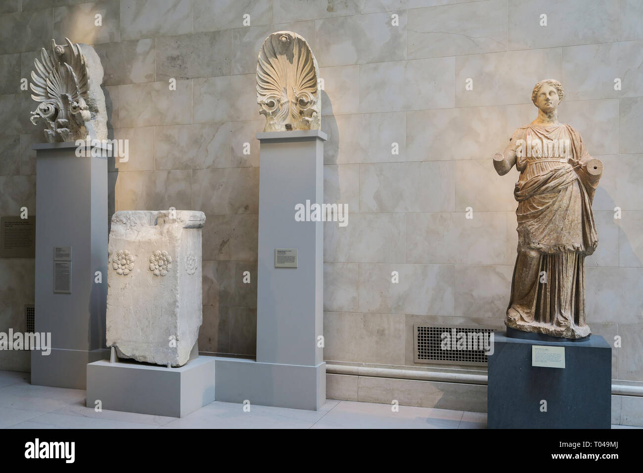 Greek and Roman Art Wing of the Metropolitan Museum of Art, New York City, USA Stock Photo