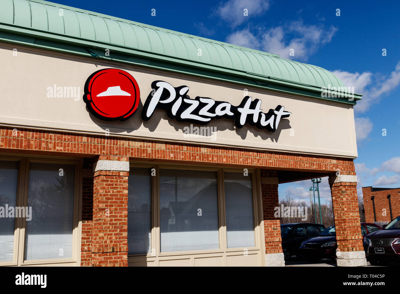 Indianapolis Circa March 2019 Pizza Hut Fast Casual Restaurant