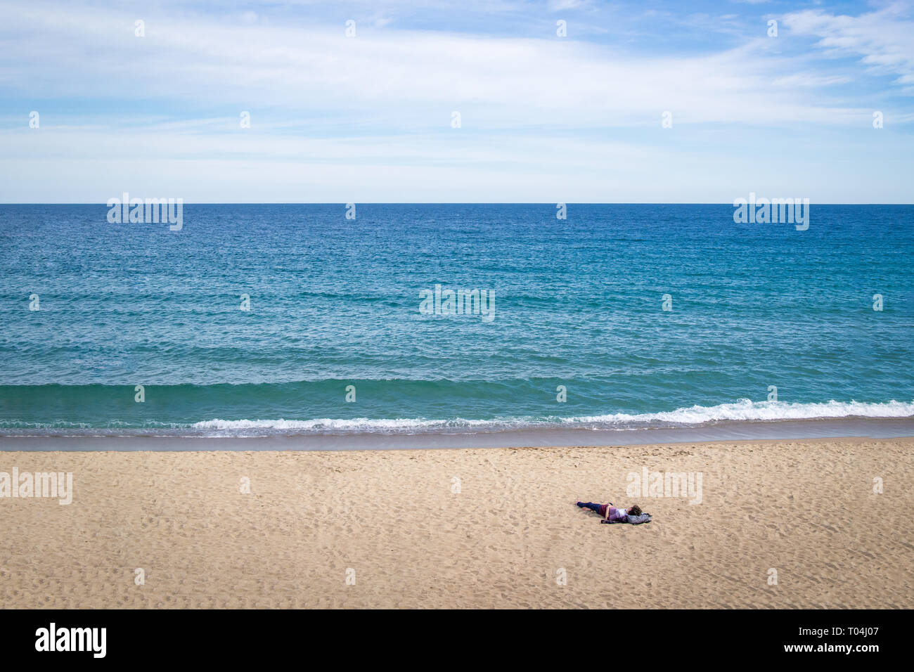 Beautiful man beach hi-res stock photography and images - Alamy