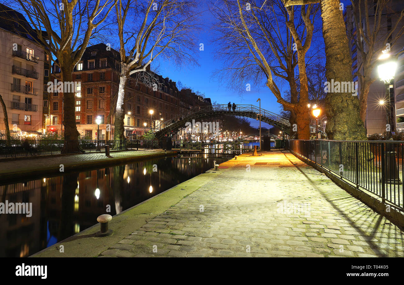 Balade au long du Canal Saint-Martin - Relais du Marais