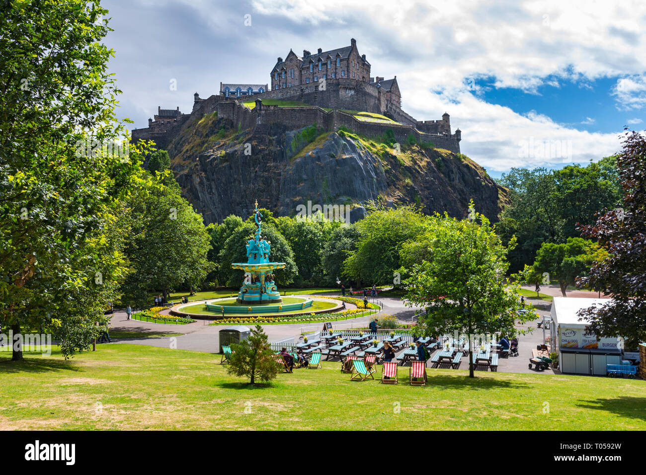 The Castle and the Ross Fountain from West Princes Street Gardens, Edinburgh, Scotland, UK. Stock Photo