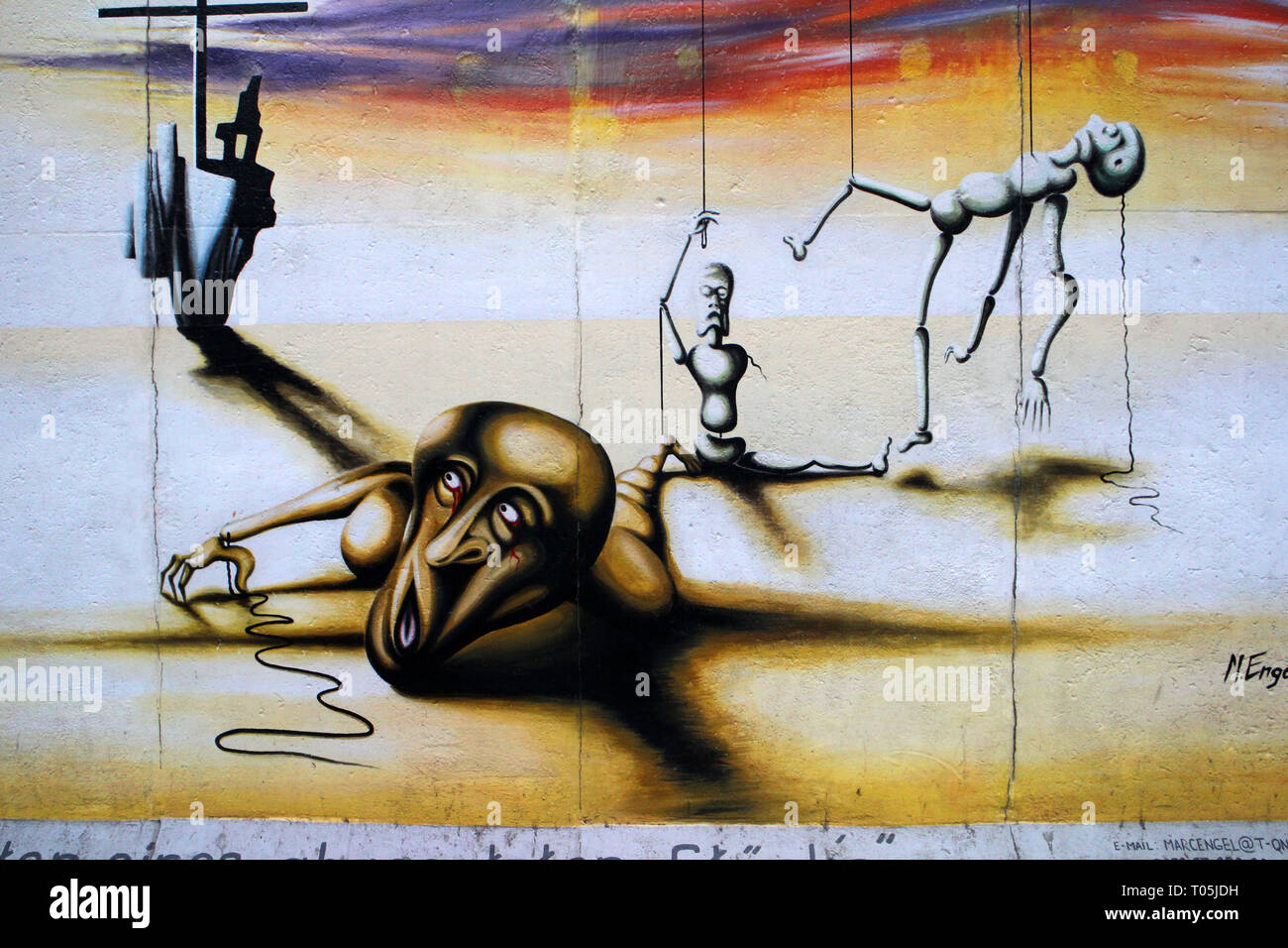 Berlin wall graffiti art on the east side gallery stock photo alamy
