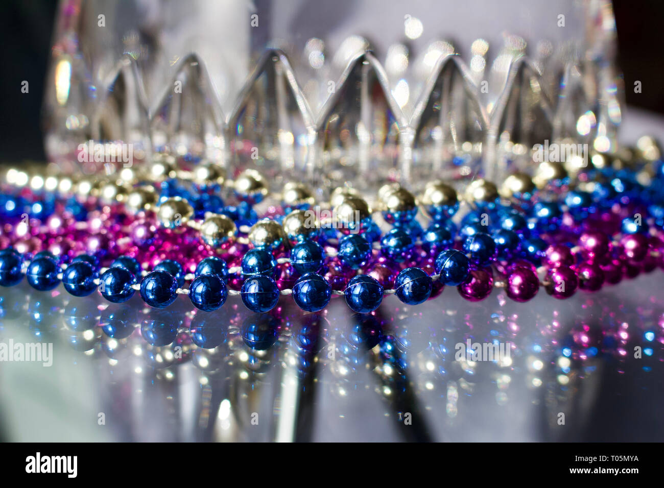 Lead store crystal beads