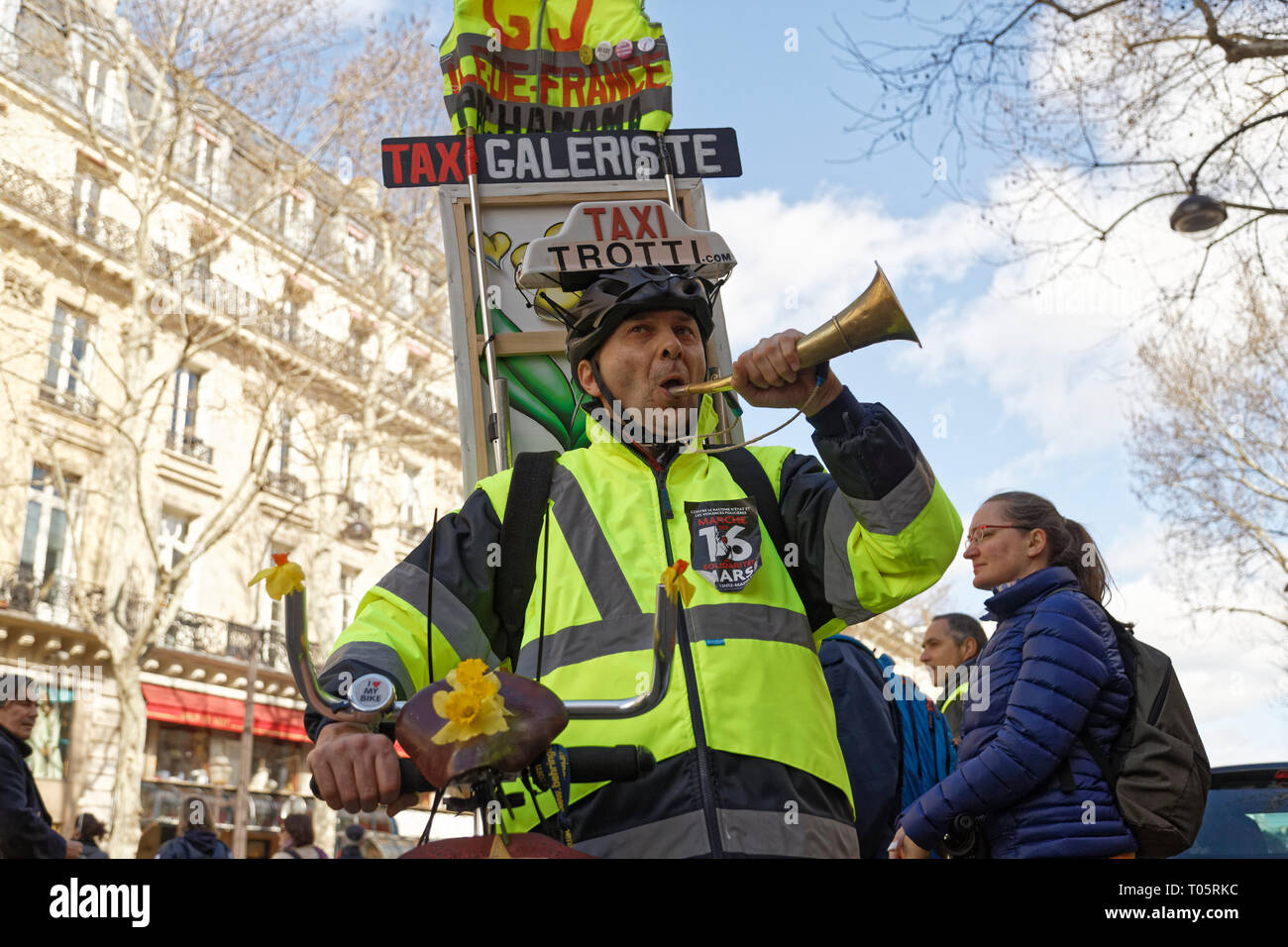 Paris, France. 16th Mar, 2019. Demonstration for climate, biodiversity, social justice and against repression, on March 16, 2019 in Paris, France. Credit: Bernard Menigault/Alamy Live News Stock Photo
