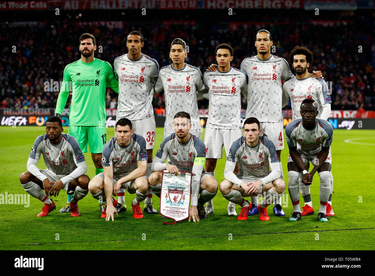 Munich, Germany. 13th Mar, 2019. Liverpool team group line-up (Liverpool)  Football/Soccer : UEFA Champions League Round of 16 2nd leg match between  FC Bayern Munchen 1-3 Liverpool FC at the Fussball Arena