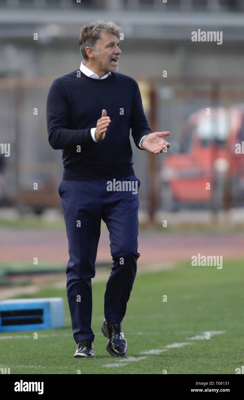 Frosinone coach hi-res stock photography and images - Alamy