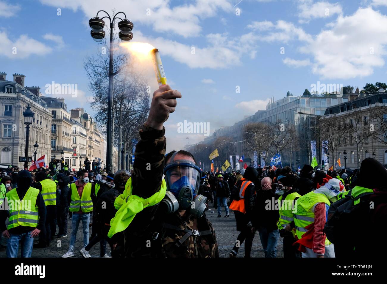 Paris, France. 16th Mar, 2019. 16th March 2019. Gilet Jaunes Acte 18, Paris, France Credit: Rokas Juozapavicius/Alamy Live News Stock Photo