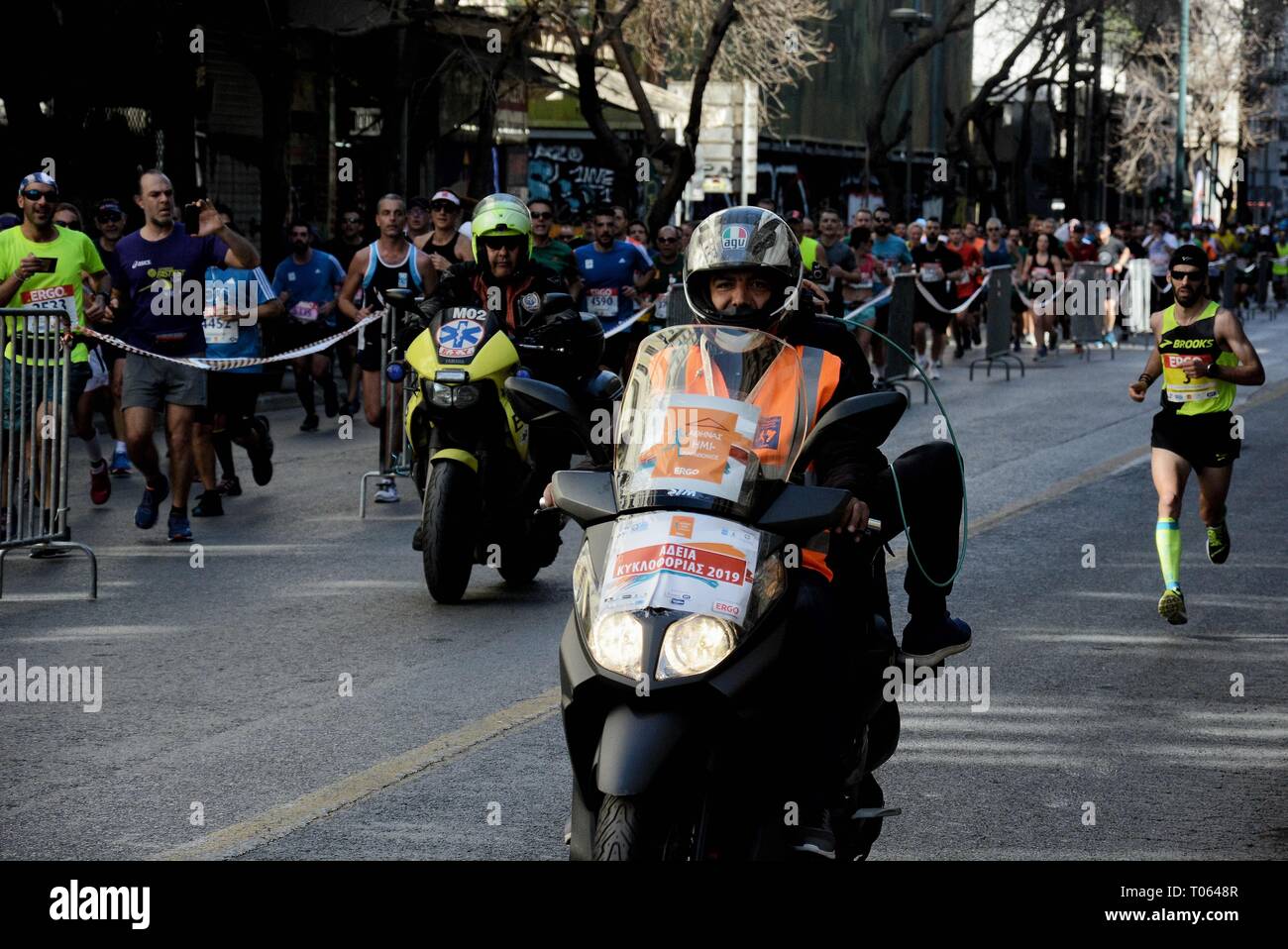 brooks running greece