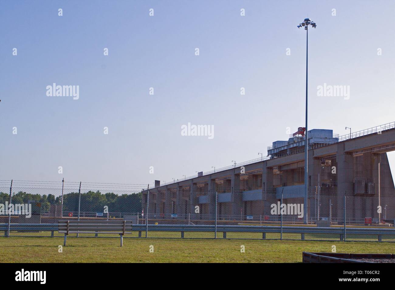 Newburgh lock and dam hires stock photography and images Alamy