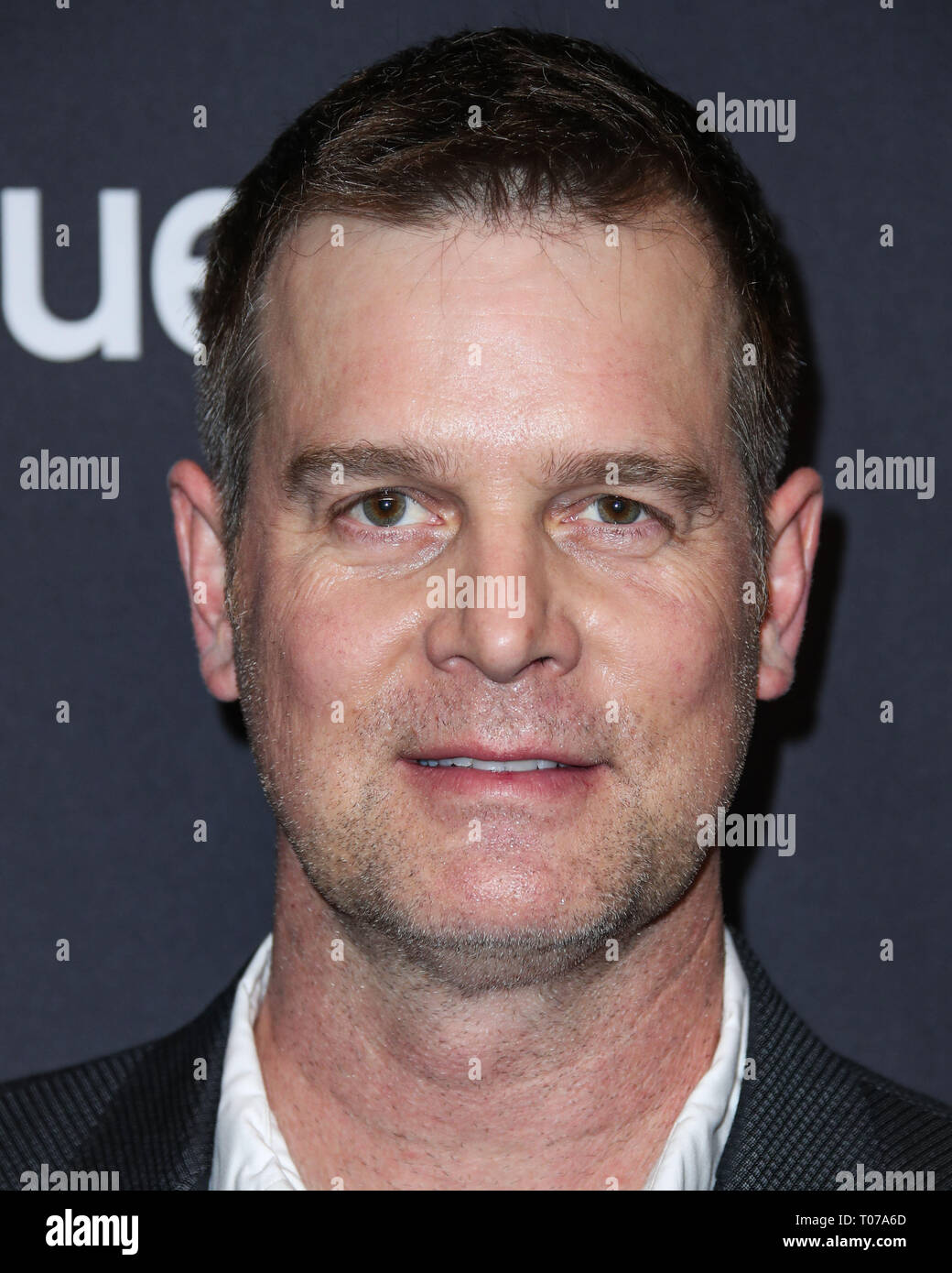 Peter krause 911 hires stock photography and images Alamy