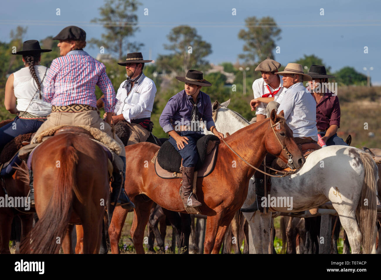 Tacuarembo, Uruguay. 16th Mar, 2019. Gauchos (Cowboys) seen waiting to ...