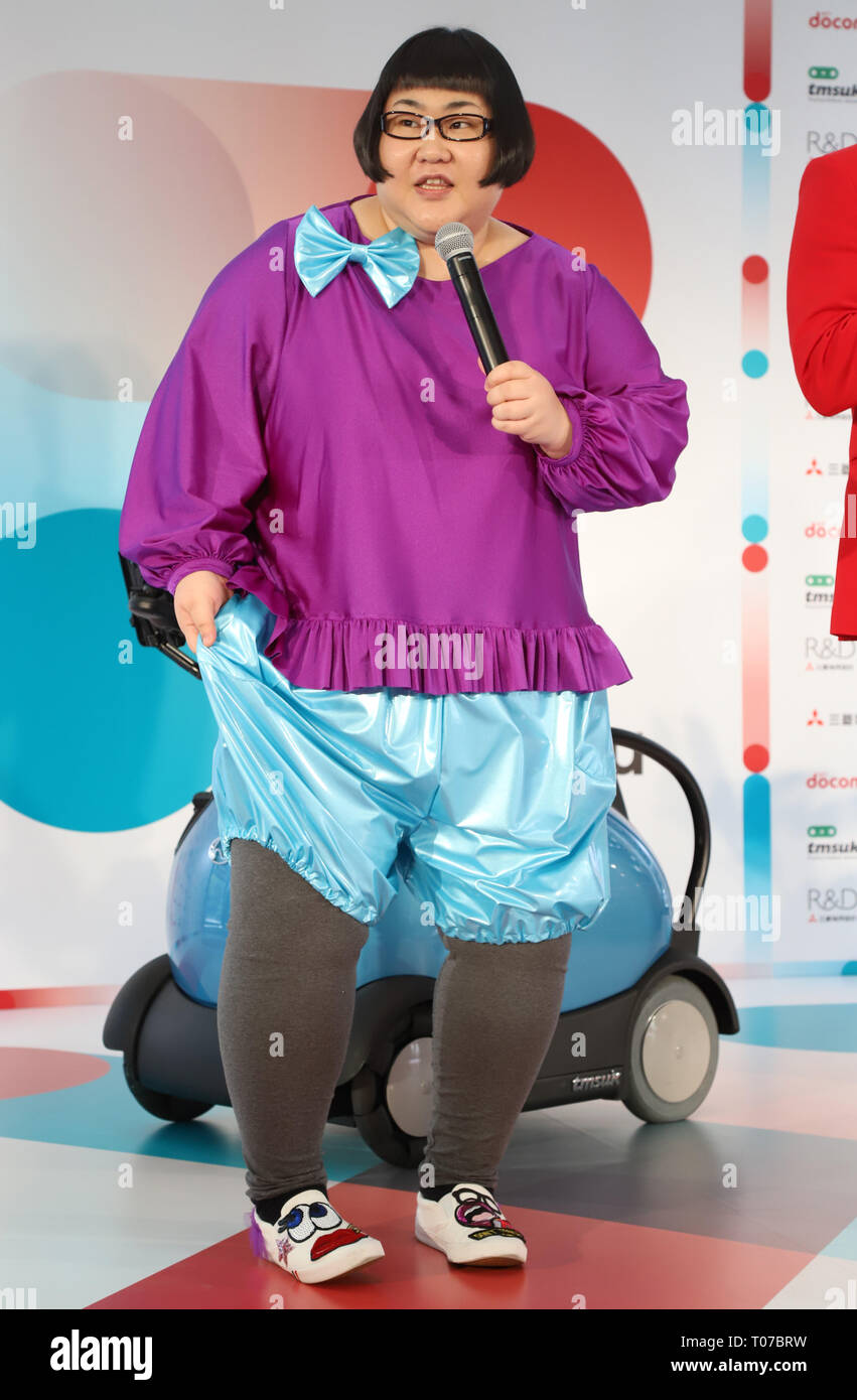 Tokyo, Japan. 18th Mar, 2019. Japanese comedy duo Maple Superalloy member Natsu  Ando attends a presentation of Japanese robot company Tmsuk personal  mobility Rodem in Tokyo on Monday, March 18, 2019. NTT
