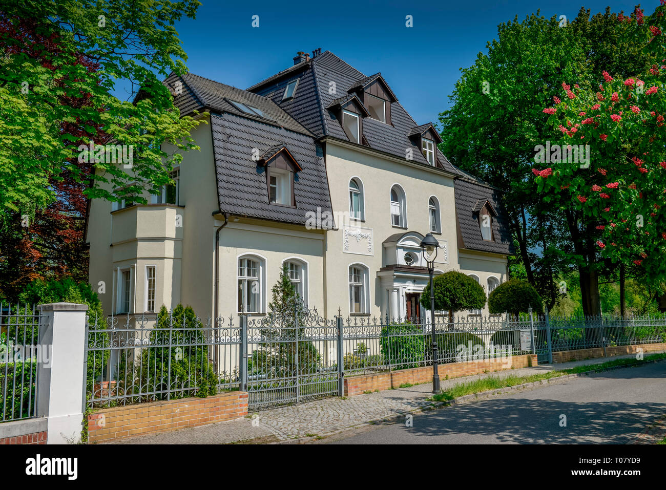 Villa In Potsdam High Resolution Stock Photography And Images Alamy Villa In Potsdam High Resolution Stock Photography And Images Alamy