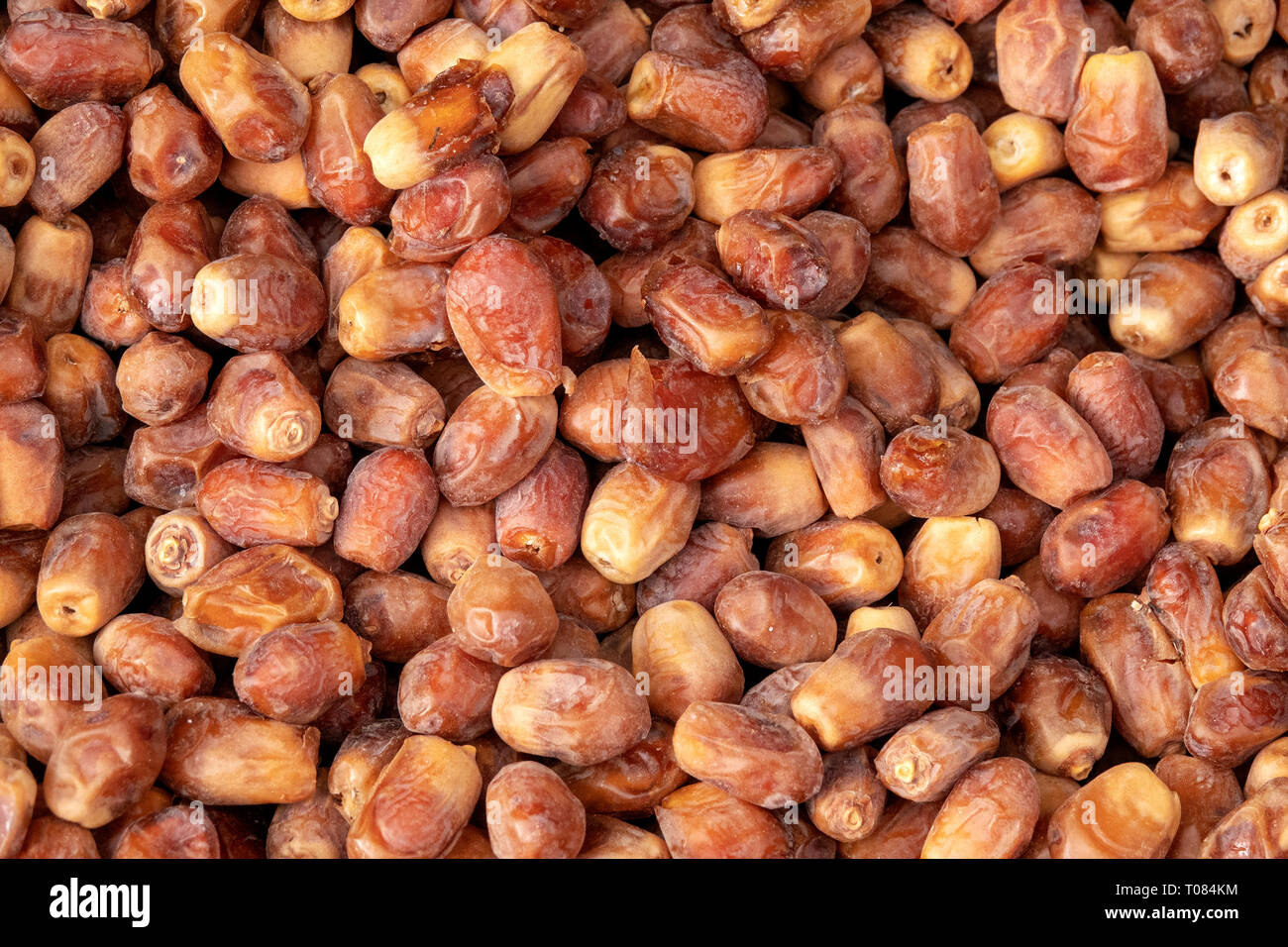 Fresh medjool dates hi-res stock photography and images - Alamy