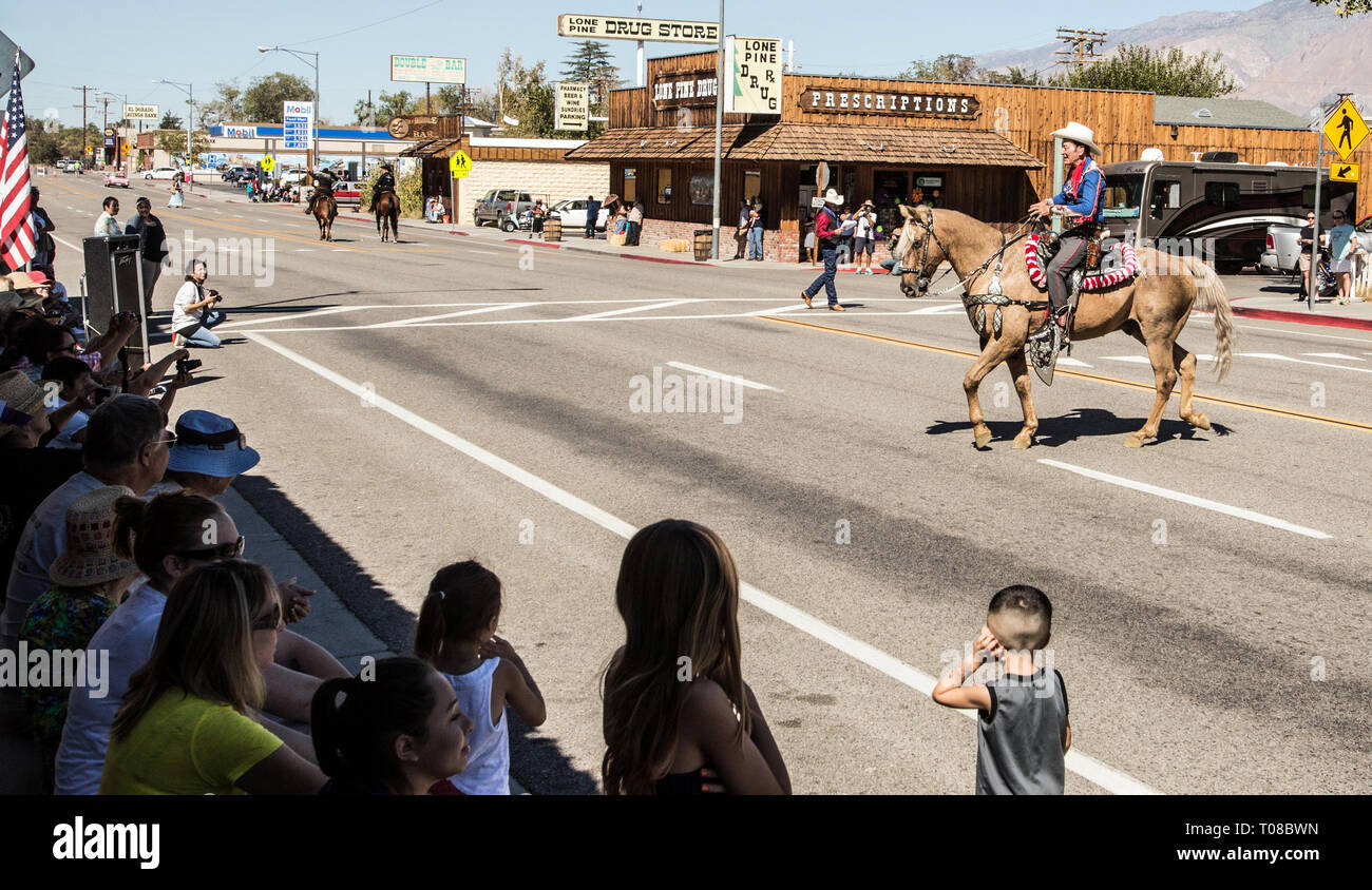 The Lone Pine Parade in California Stock Photo Alamy