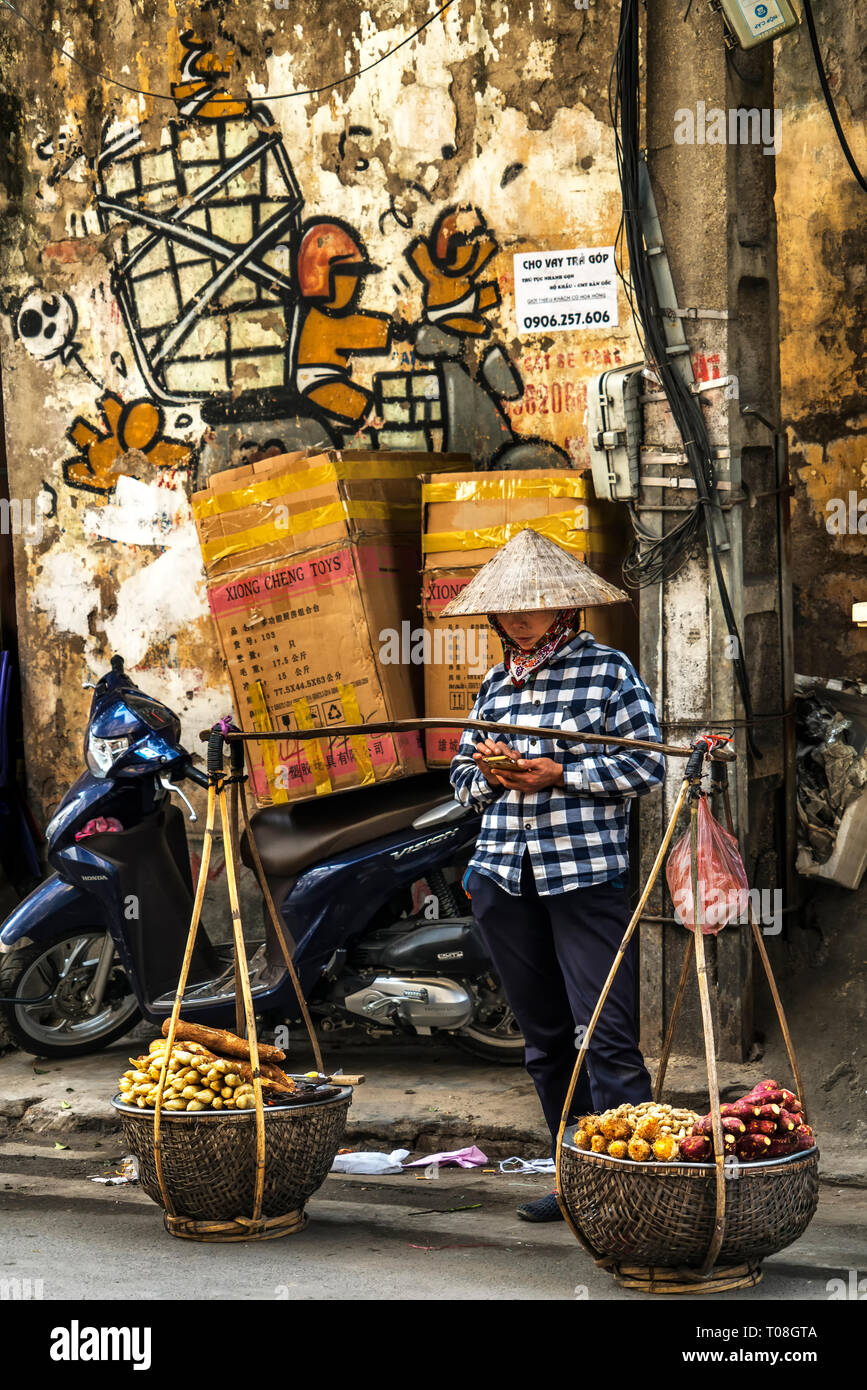 Old wall in hanoi vietnam hi-res stock photography and images - Alamy