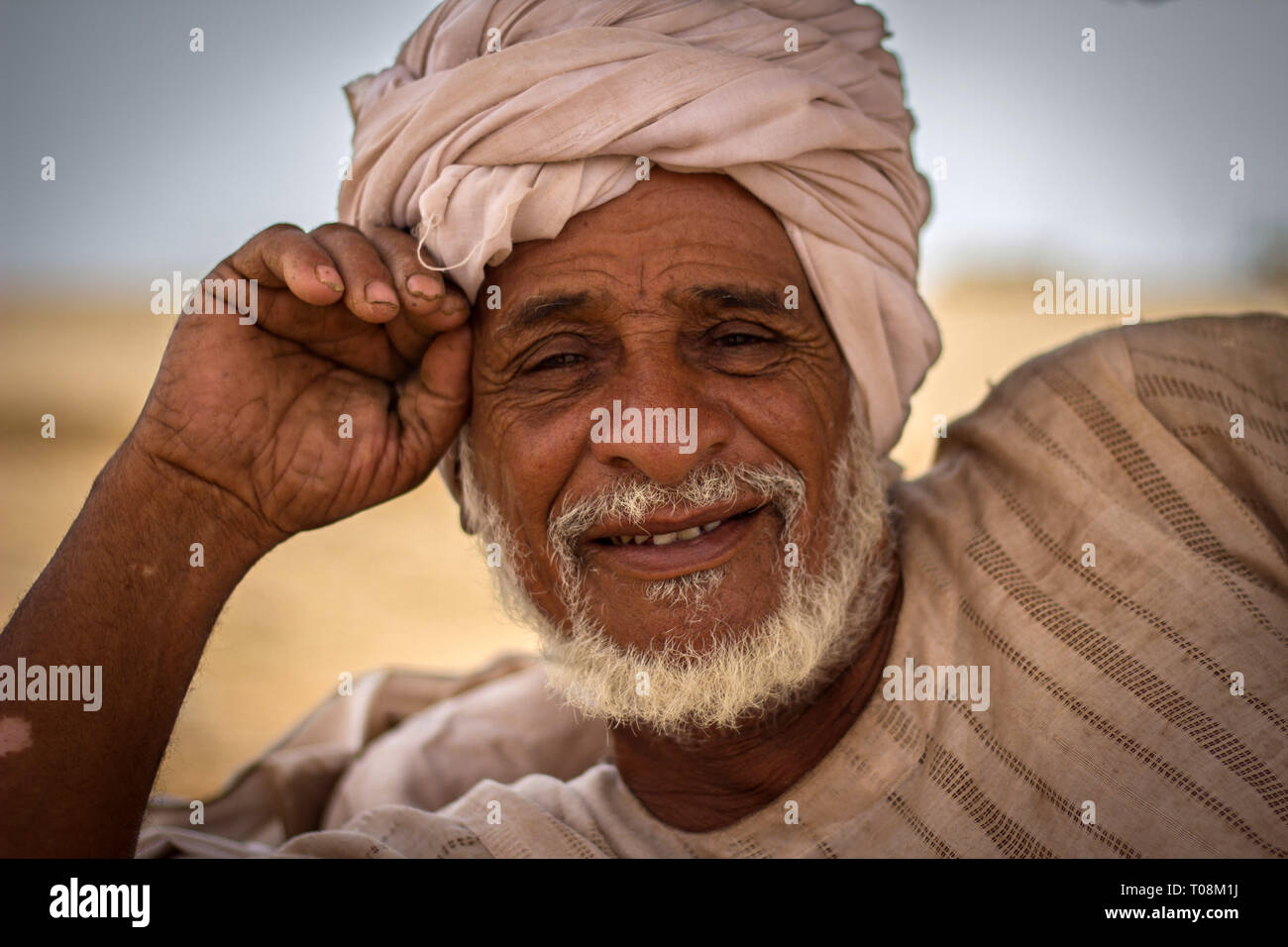 Men erimga musht tushiraman Men erimga musht tushiraman