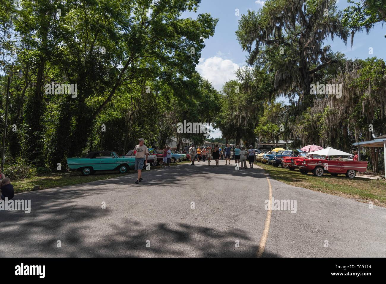 Sun shade car hires stock photography and images Alamy