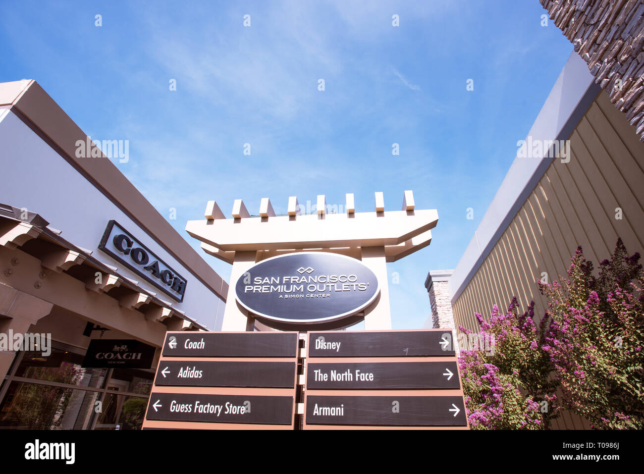 San francisco premium outlets hi-res stock photography and images - Alamy