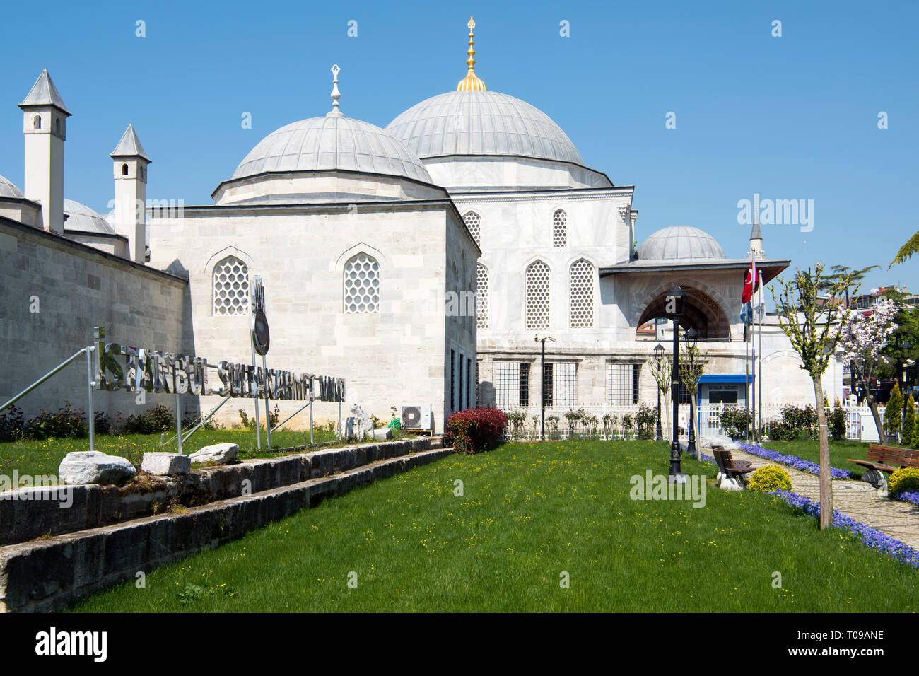 Türkei, Istanbul, Sultanahmet, Mausoleum von Sultan Ahmed I., an der Nordseite der Sultanahmet Moschee am Sultanahmet Park Stock Photo