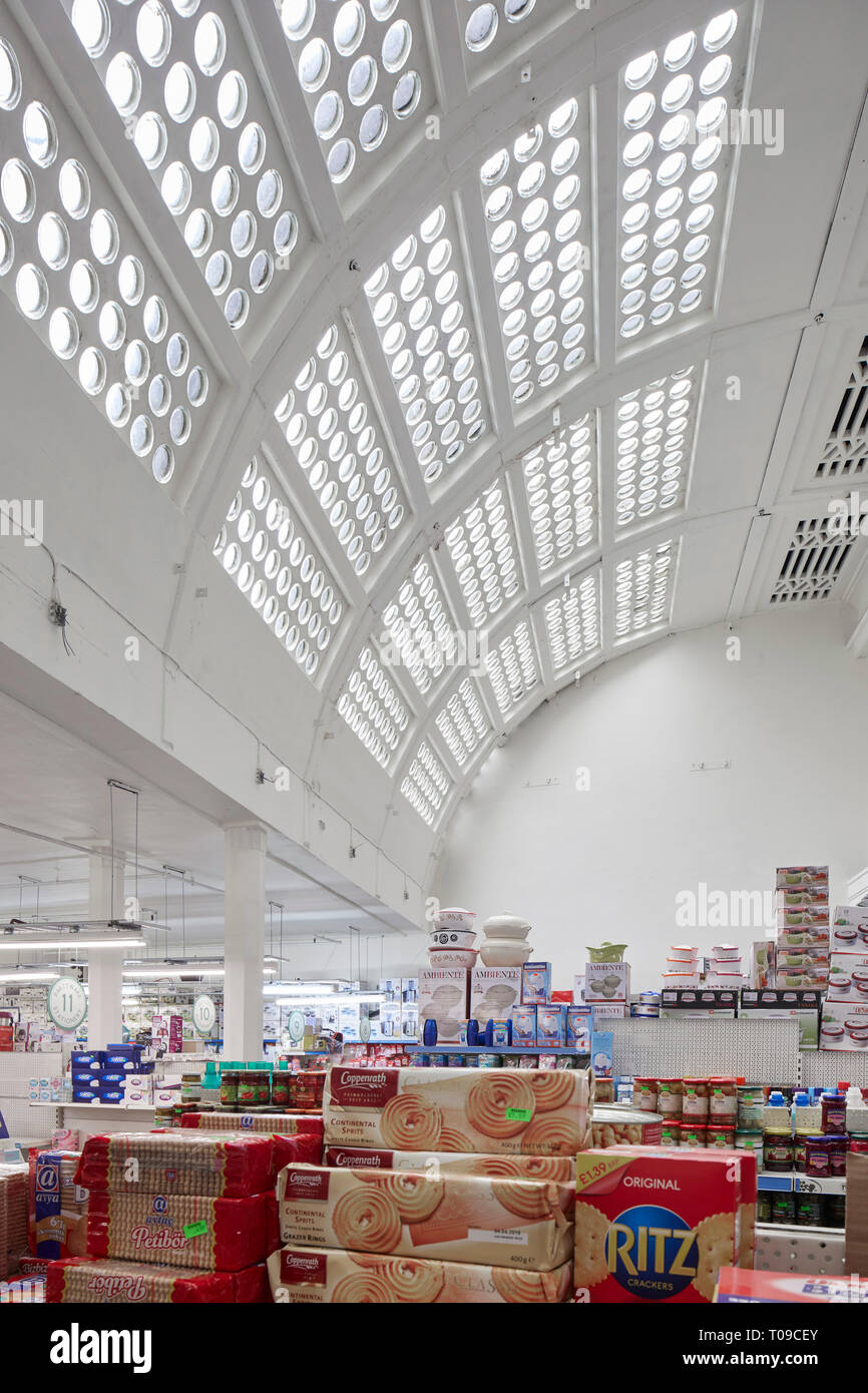 Re-exposed Art Deco ceiling. Khan's Department Store Peckham, London, United Kingdom. Architect: Benedict OLooney Arch, 1935. Stock Photo