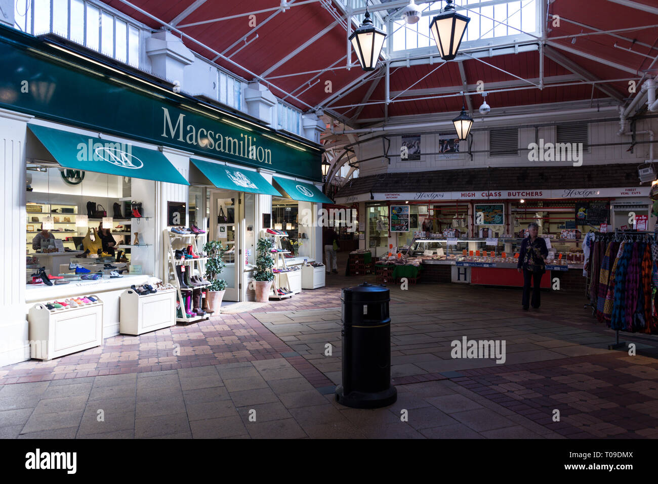 The undercover Golden Cross market in Oxford, Oxfordshire,Britain Stock Photo