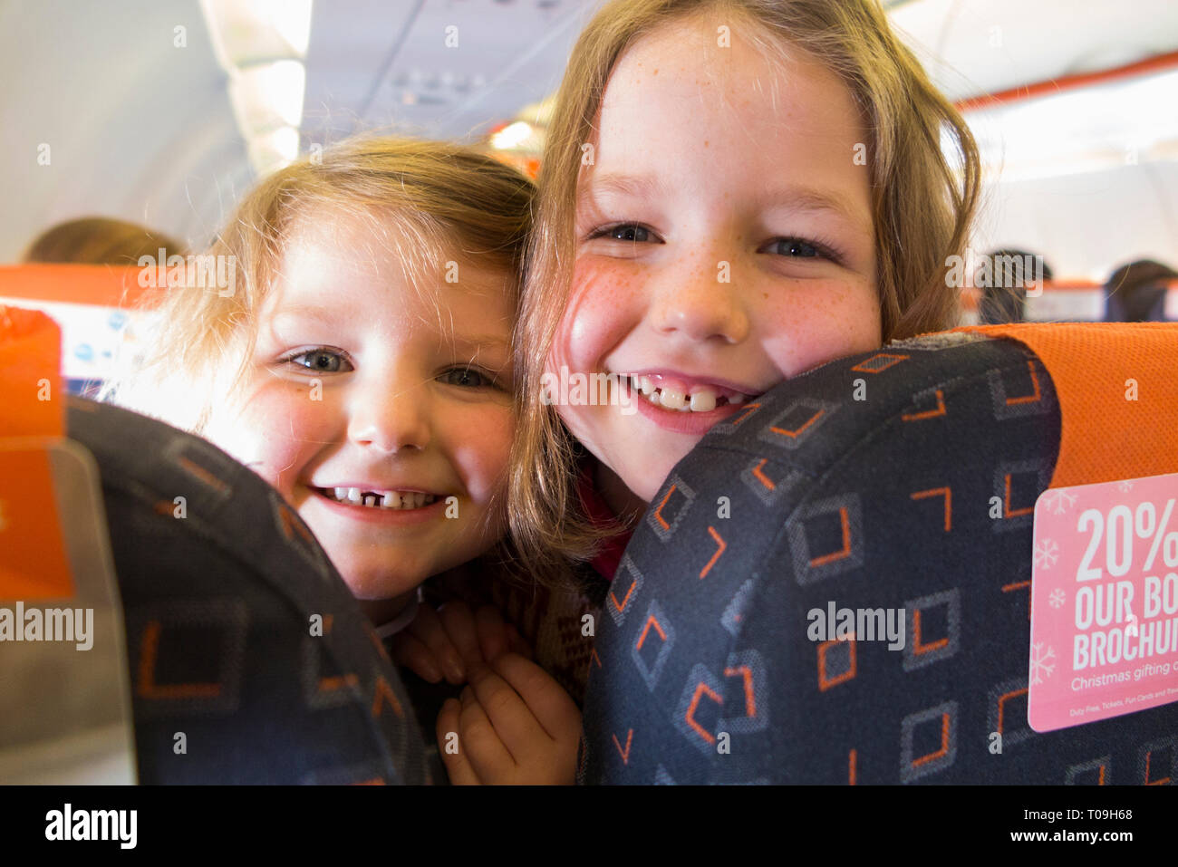 Child siblings children / two sisters aged 6 and 4 going on holiday