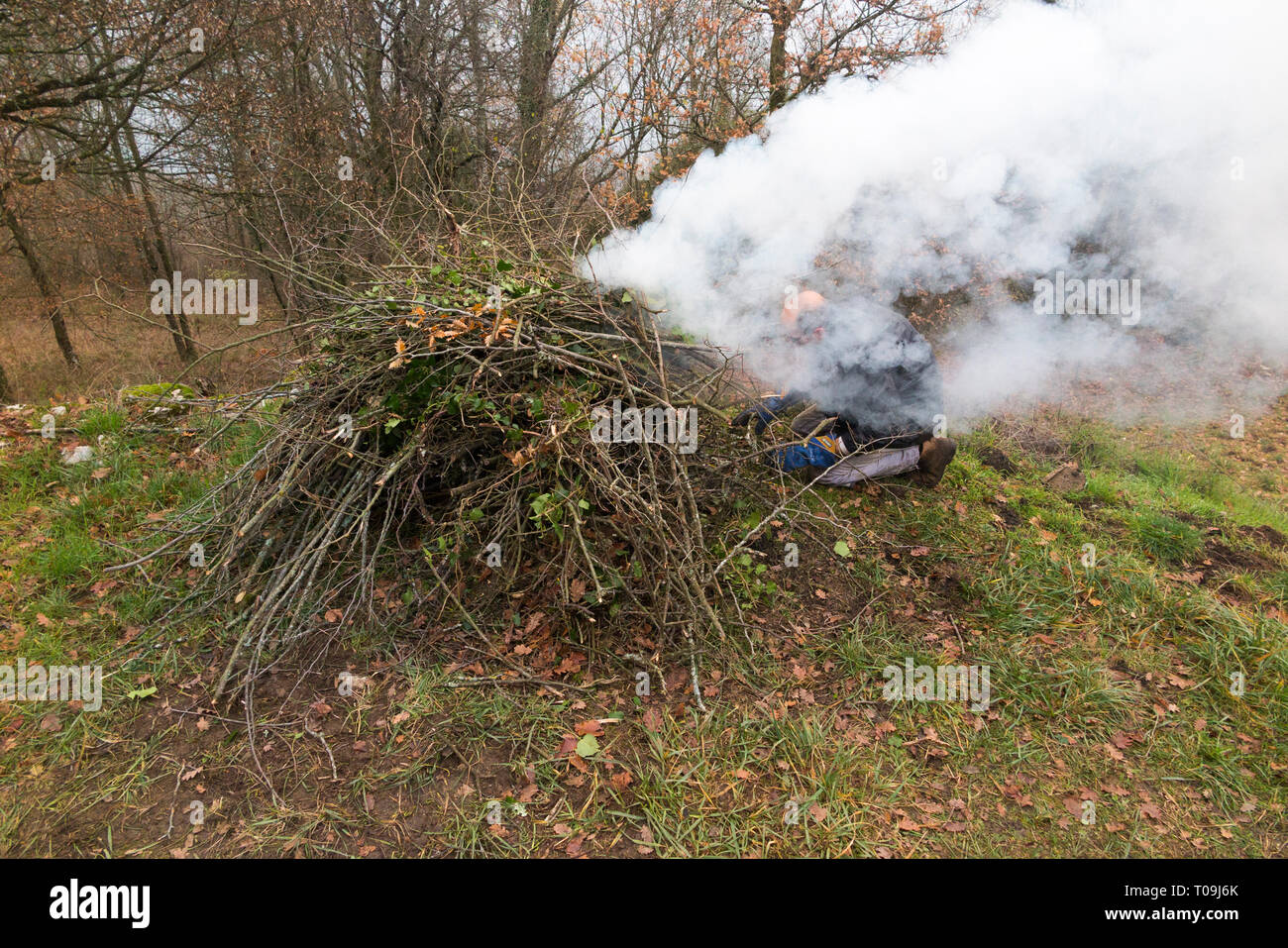 Smoke inhalation hires stock photography and images Alamy