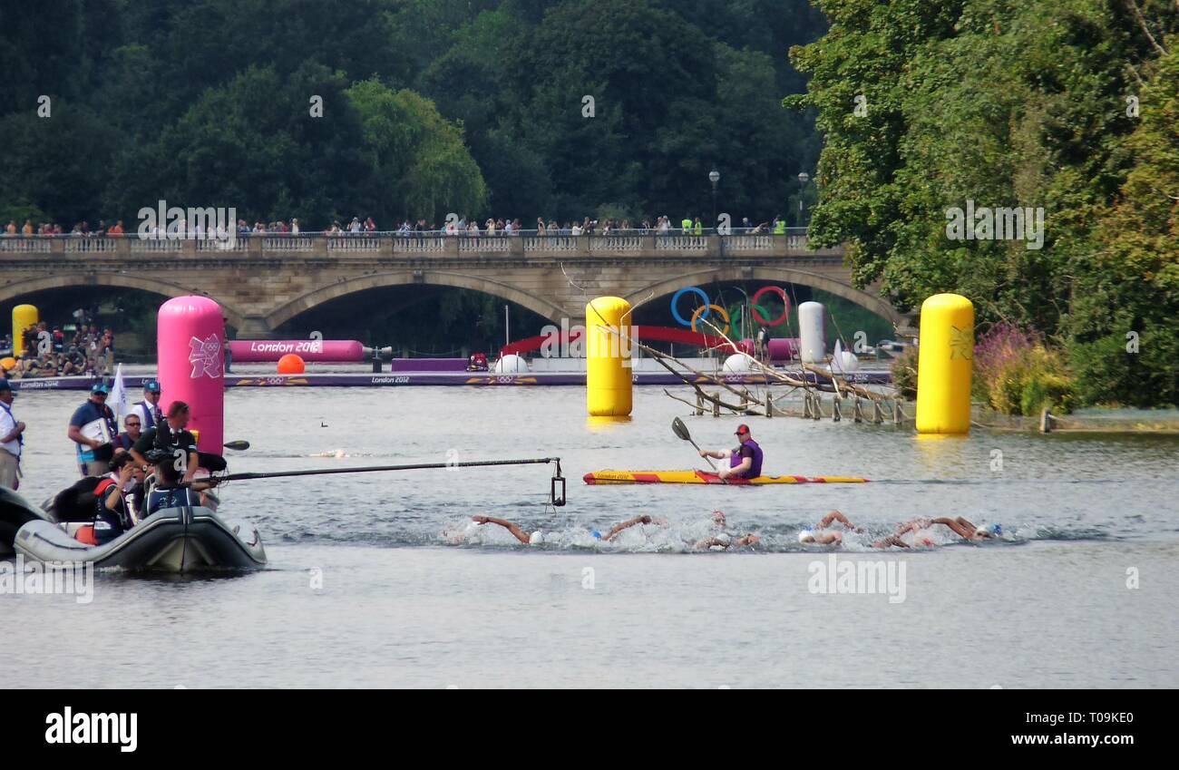 Hyde park london serpentine swimming hires stock photography and