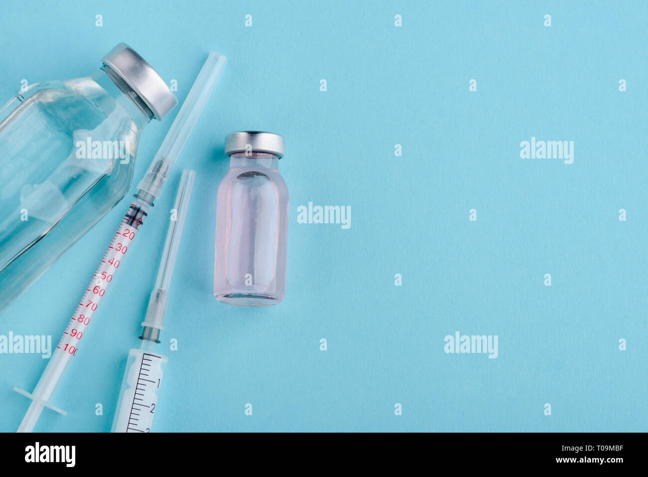 Syringes, bottle and vial Stock Photo Alamy