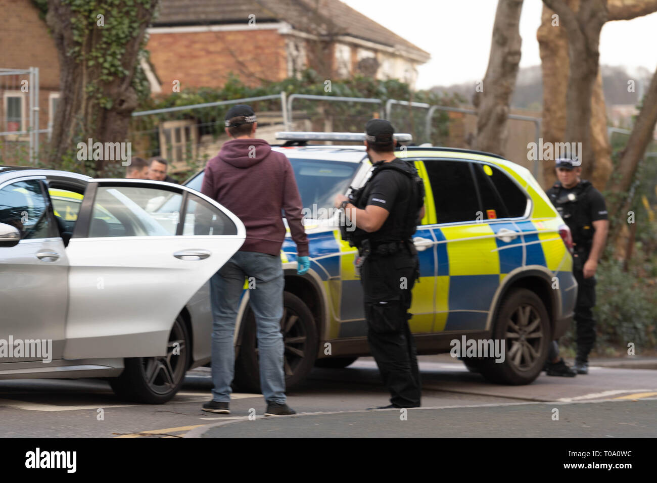 Brentwood, Essex, UK. 18th Mar 2019. A large armed police incident has taken place in Brentwood Essex.  Approximatly six to eight marked and unmarked police vehicles with numbers of armed police were involved in the incident.  It appeared that two or three men have been detained as a result of the activity  It is not clear if the incident was terrorist related Credit:  Ian Davidson/Alamy Live News Stock Photo